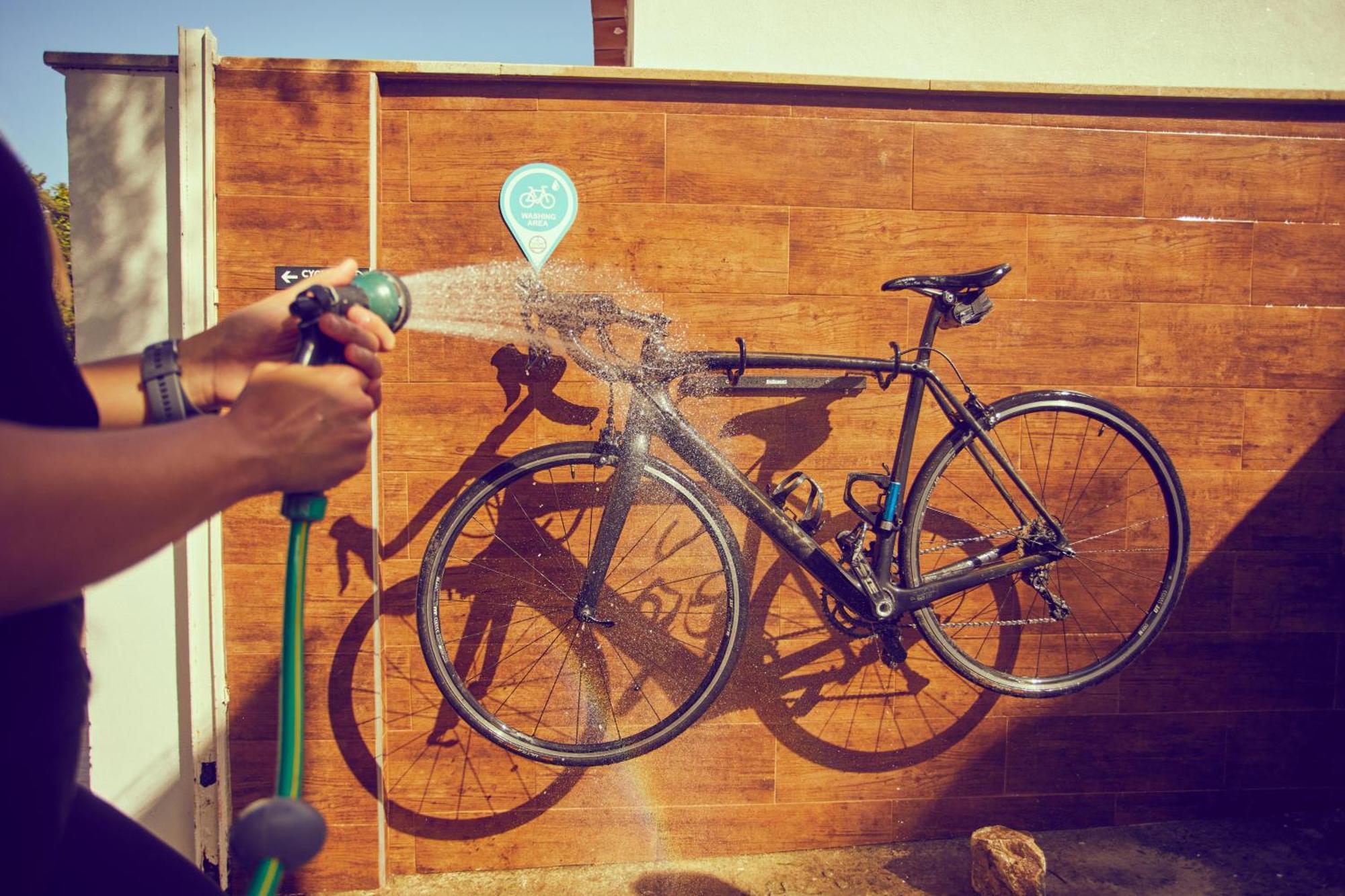פלמה דה מיורקה Hotel Joan Miro Museum מראה חיצוני תמונה Bicycle washing station