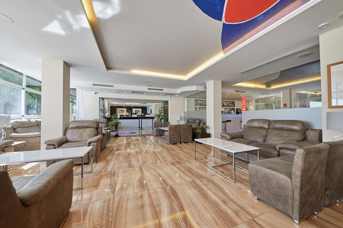 פלמה דה מיורקה Hotel Joan Miro Museum מראה חיצוני תמונה Interior of a hotel